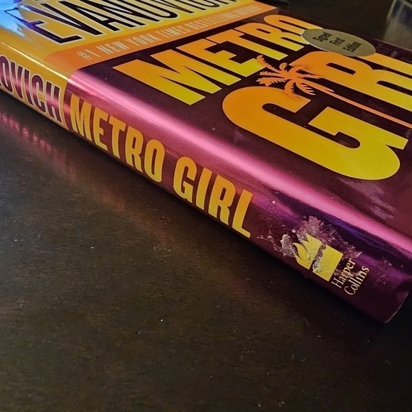 Metro Girl (Alex Barnaby Series #1) By Janet Evanovich, Signed First Edition - Picture 3 of 10